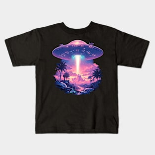 alien invasion Kids T-Shirt